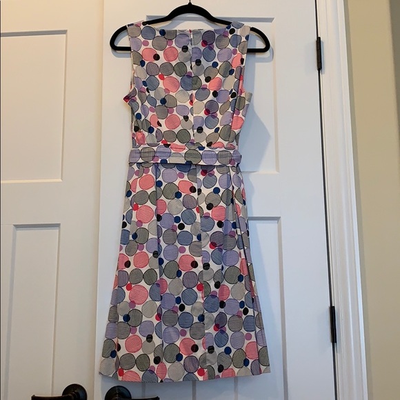 Dress - Picture 4 of 9